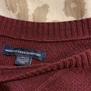 maroon sweater